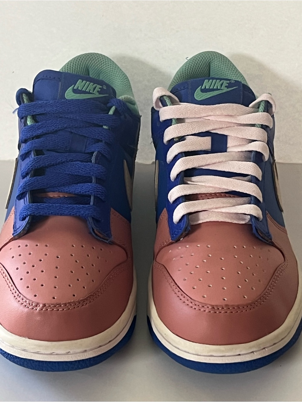 Nike Men’s Low Top Dunks Sneakers - Blue / Pink / Mint. 7y